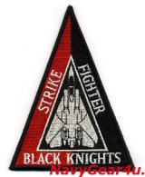 VF-154 BLACK KNIGHTS STRIKE FIGHTERショルダートライアングルパッチ（レッド/ブラック/ベルクロ有無）