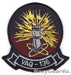 画像1: VAQ-136 GAUNTLETS THROWBACK部隊パッチ（ベルクロ有無）