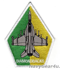 画像1: VFA-102 DIAMONDBACKS 新人エアクルー用F/A-18Fショルダーパッチ（ベルクロ有無）