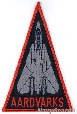 画像1: VF-114 AARDVARKS F-14ショルダートライアングルパッチ（デッドストック）