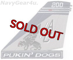 画像1: VFA-143 PUKIN' DOGS AC200 CAGバード垂直尾翼パッチ