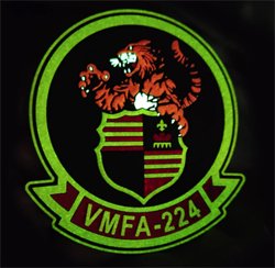 画像2: VMFA-224 BENGALS PVC部隊パッチ（ベルクロ付き）