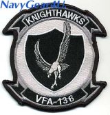 VFA-136 KNIGHTHAWKS 部隊パッチ（グレイ）