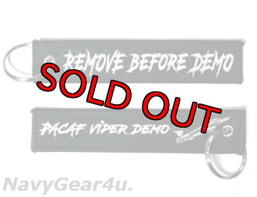 画像1: PACIFIC AIR FORCES F-16 DEMONSTRATION TEAM "REMOVE BEFORE DEMO"キーリング(1個）
