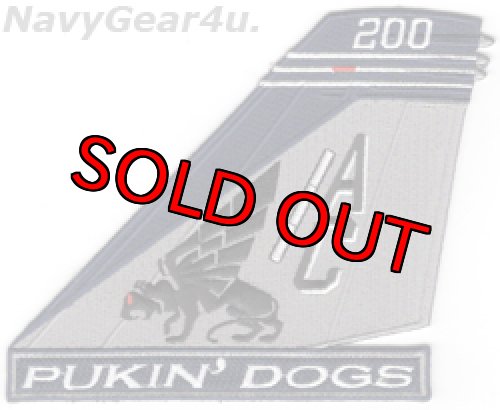 画像1: VFA-143 PUKIN' DOGS AC200 CAGバード垂直尾翼パッチ
