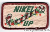 画像: VFA-211 FIGHTING CHECKMATES ”NIKEL UP" HOLIDAYショルダーパッチ（ベルクロ付き）