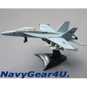 画像: F/A-18Fスーパーホーネット1/144ダイキャストモデル（VFA-122）
