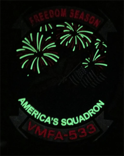 画像2: VMFA-533 HAWKS "FREEDOM SEASON" PVC部隊パッチ（建国記念Ver./ベルクロ付き）