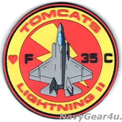 画像1: VMFA-311 TOMCATS F-35C PVCショルダーバレットパッチ（ベルクロ付き）