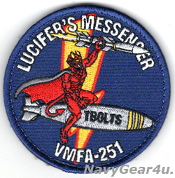 画像1: VMFA-251 THUNDERBOLTS "サタンの使者"ショルダーバレットパッチ（ベルクロ付き）